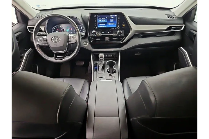 $28998 : Toyota Highlander 2020 XLE 4 image 9