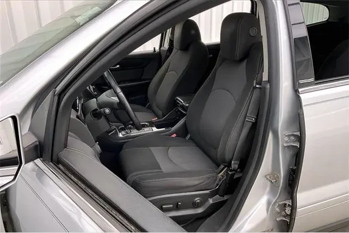 $9990 : Chevrolet Traverse 2016 AWD image 8
