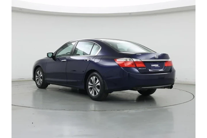 $17998 : Honda Accord 2015 LX 4dr Sed image 2