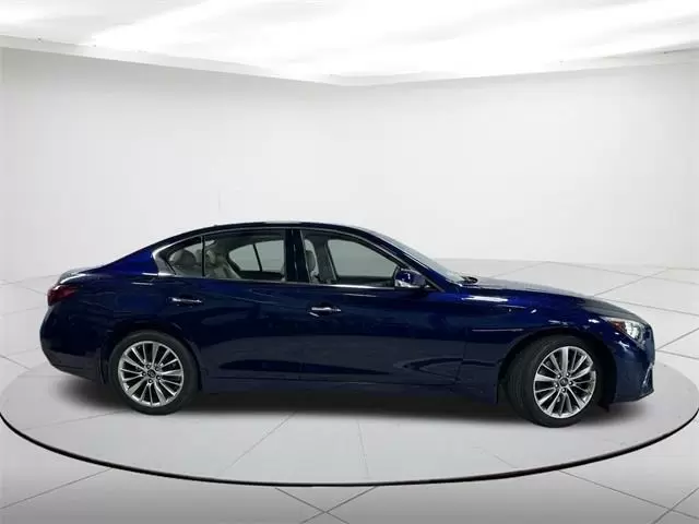 $24875 : Pre-Owned 2022 Q50 LUXE image 2