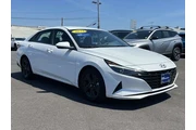 $18489 : Hyundai ELANTRA 2023 SEL 4dr thumbnail
