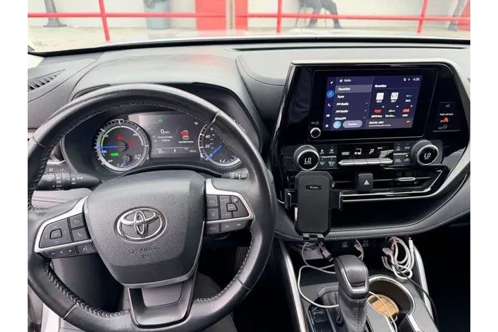 $28227 : Toyota Highlander Hybrid 202 image 7