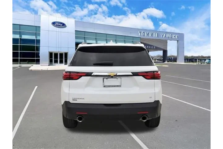 $32710 : Chevrolet Traverse Limited 2 image 3