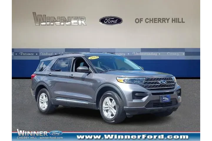 $29994 : Ford Explorer 2022 AWD XLT 4 image 1