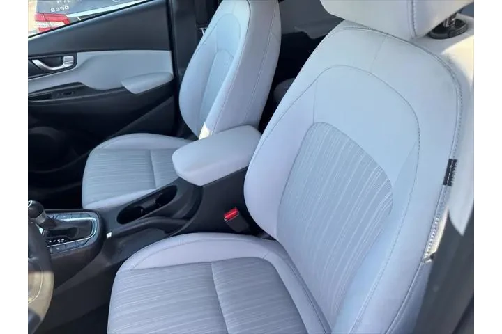 $19995 : Hyundai KONA 2023 SEL 4dr Cr image 6