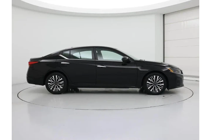 $19998 : Nissan Altima 2023 2.5 SV 4d image 7