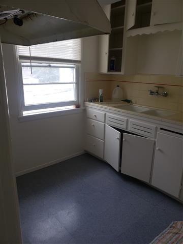 $1600 : San. Bernardino  2 rec apt. image 5