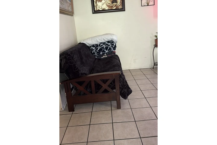 $600 : Rento espacio en la lasa image 2