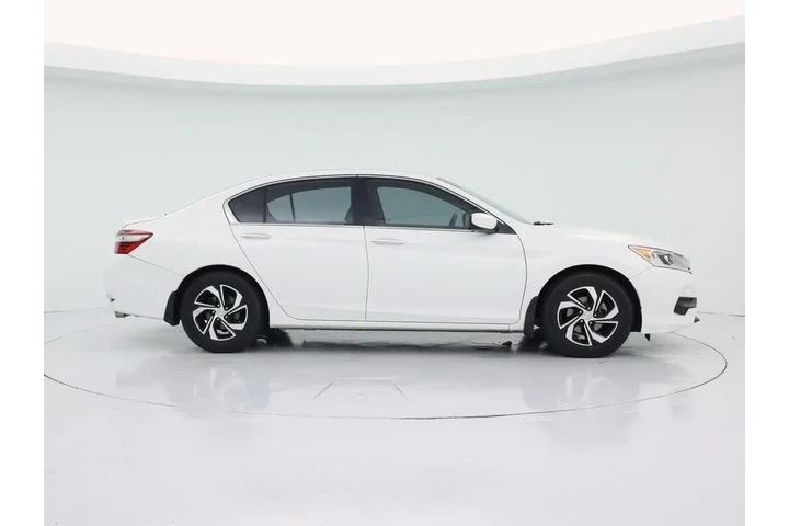 $18998 : Honda Accord 2017 LX 4dr Sed image 7