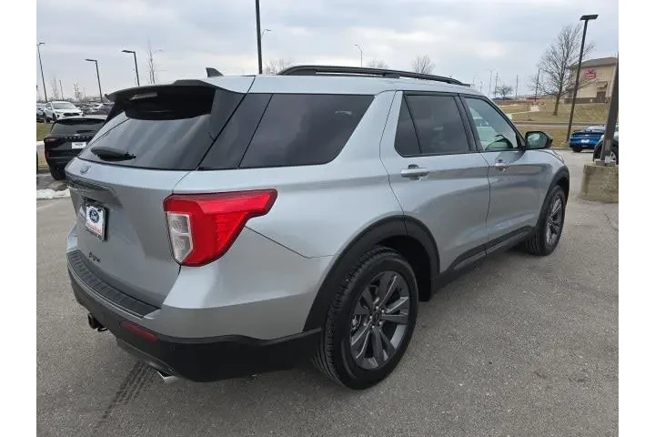$26900 : Ford Explorer 2023 XLT 4dr S image 5