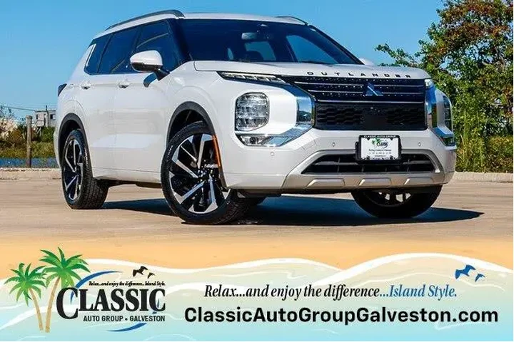 $21997 : Mitsubishi Outlander 2022 SE image 1