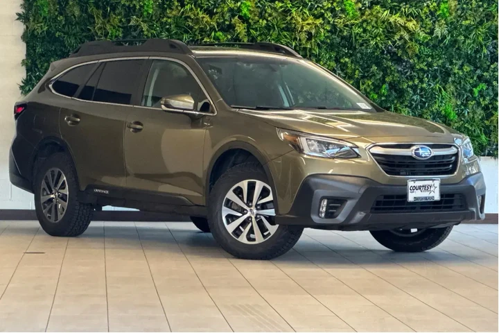 $25222 : Subaru Outback 2022 AWD Prem image 2
