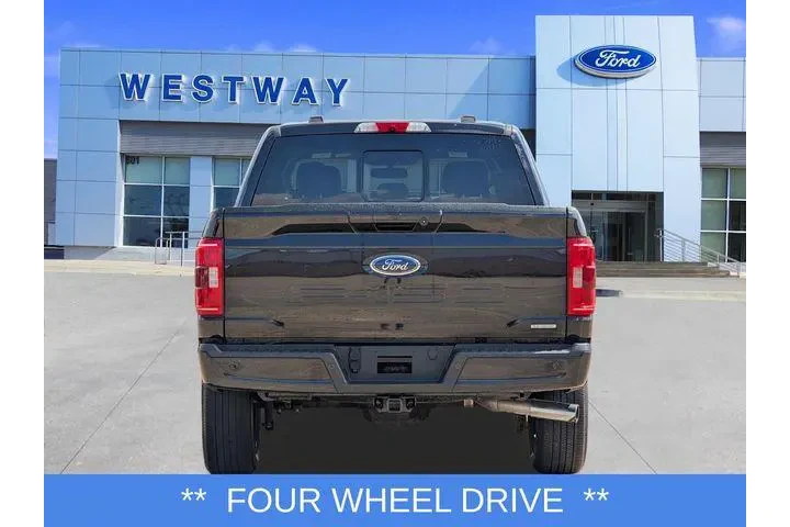 $35495 : Ford F-150 2021 4x4 Lariat 4 image 4