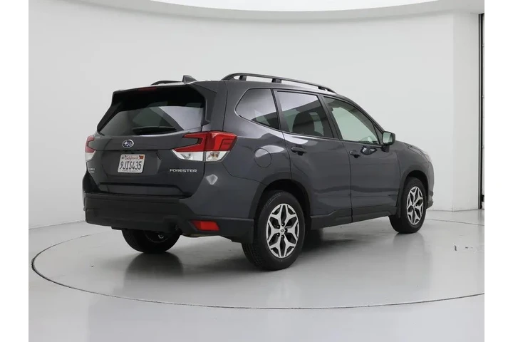 $28998 : Subaru Forester 2023 AWD Pre image 8