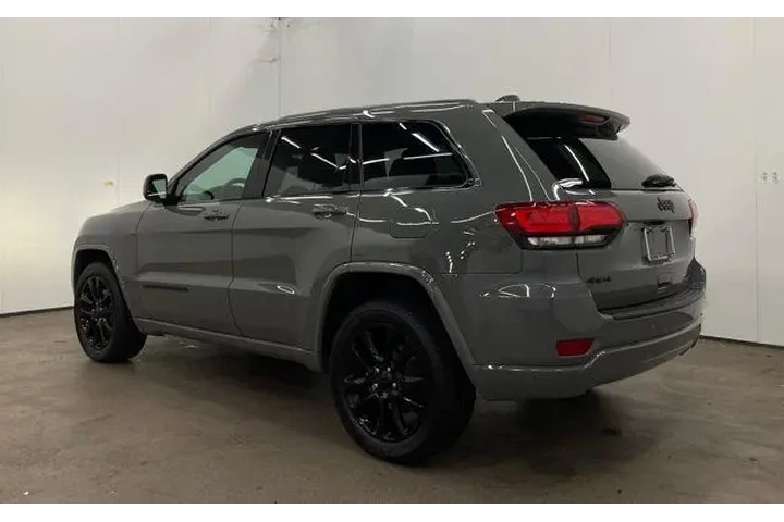 $20300 : Jeep Grand Cherokee 2020 4x4 image 3