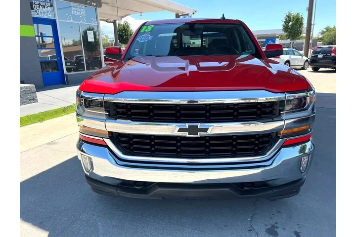 2018 Silverado 1500 LT Double image 2