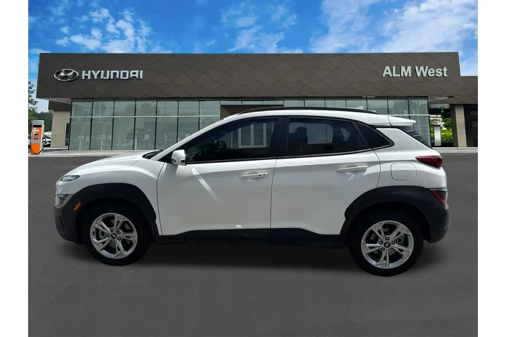 $18720 : Hyundai KONA 2023 AWD SEL 4d image 8