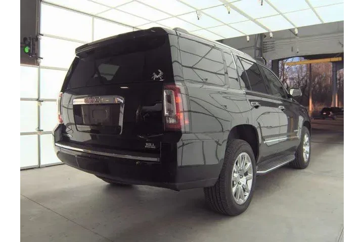 $24492 : GMC Yukon 2017 4x4 Denali 4d image 2