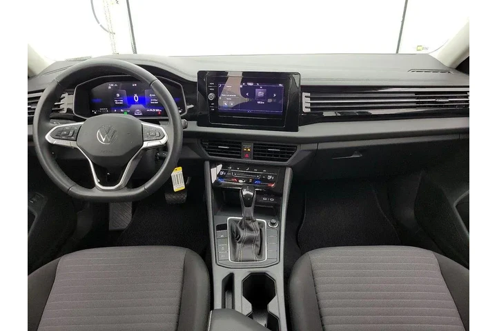 $20998 : Volkswagen Jetta 2025 S 4dr image 9