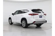 $39998 : Toyota Highlander 2023 Plati thumbnail
