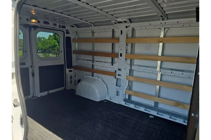 $39995 : Ram ProMaster 2025 SLT+ 2500 image 9