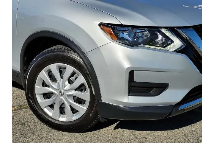 $17900 : Nissan Rogue 2019 S 4dr Cros image 9