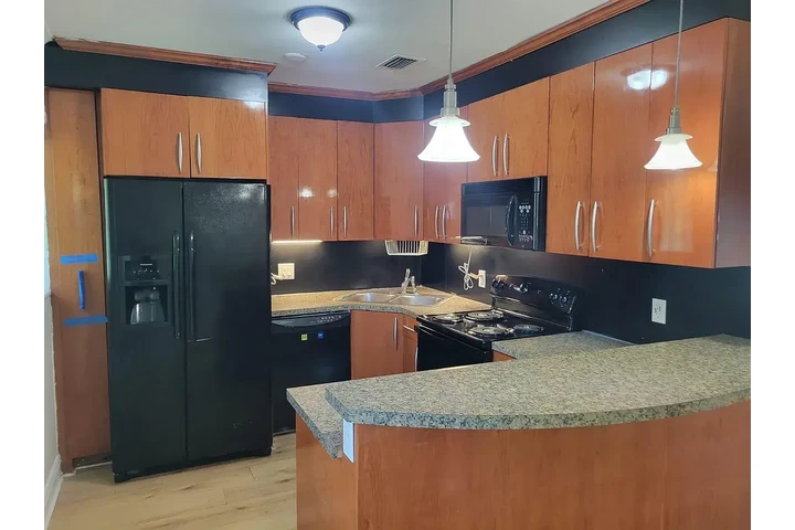 $1500 : North Miami Renta image 3