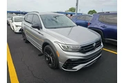 $23773 : Volkswagen Tiguan 2023 SE R- thumbnail