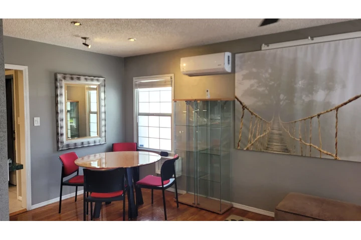 $2750 : Rento Casa en Downey image 2
