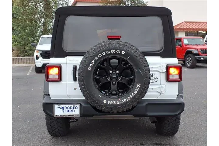 $27900 : Jeep Wrangler Unlimited 2020 image 4