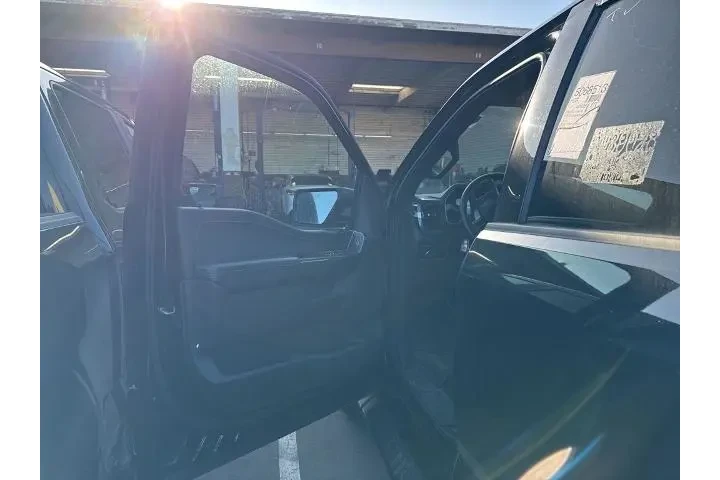 $39073 : Ford F-150 2023 4x4 XLT 4dr image 4