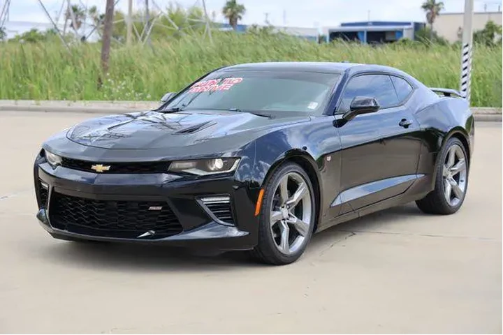 $27807 : Chevrolet Camaro 2017 SS 2dr image 1