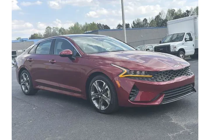 $26997 : Kia K5 2023 EX 4dr Sedan image 9