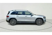 $26835 : Mercedes-Benz GLB 2023 GLB 2 thumbnail