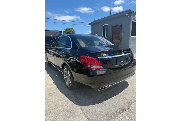 $11400 : 2018 Mercedes-Benz C-Class C image 6