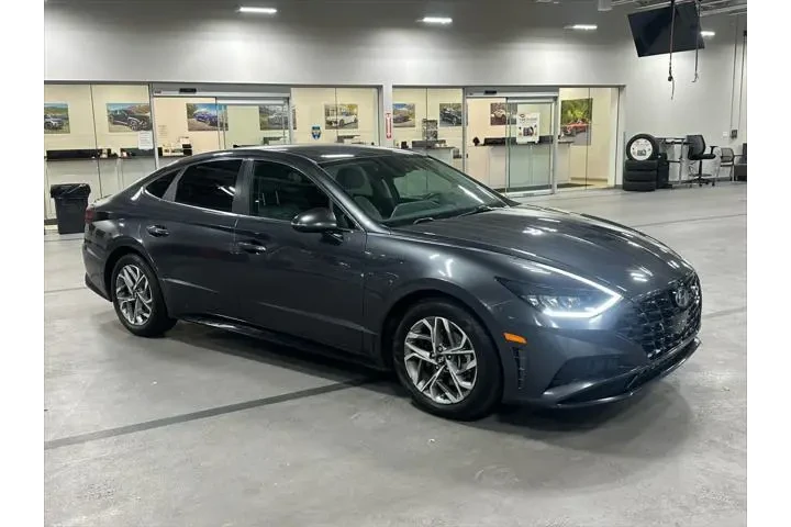 $16786 : Hyundai SONATA 2020 SEL 4dr image 9