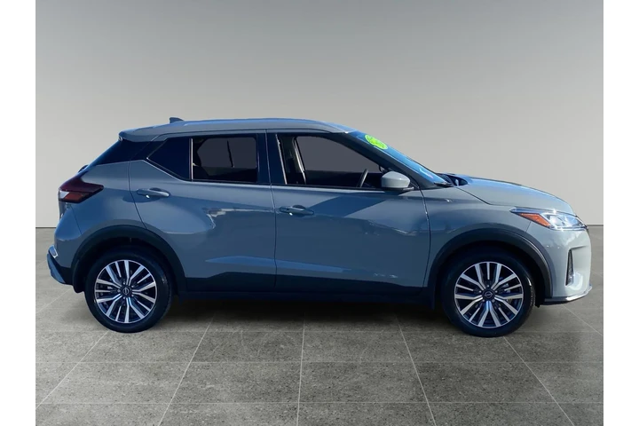 $20500 : Nissan Kicks 2024 SV 4dr Cro image 6