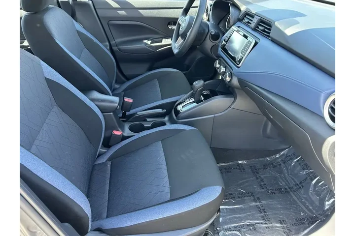 $19995 : Nissan Versa 2025 SV 4dr Sed image 9