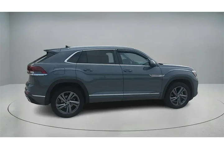 $33107 : Volkswagen Atlas Cross Sport image 3
