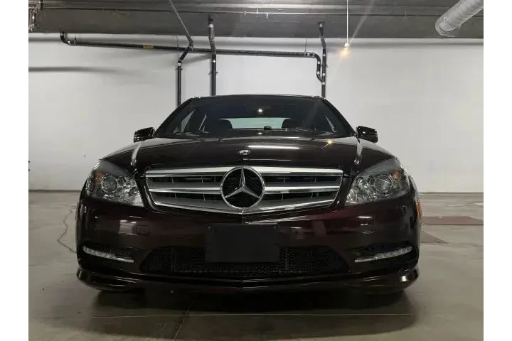 $11300 : 2011 C-CLASS image 2