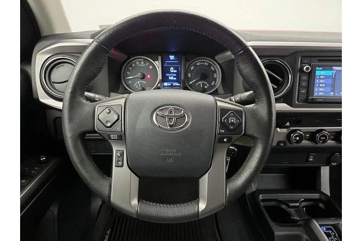 $29998 : Toyota Tacoma 2017 4x2 SR5 V image 10