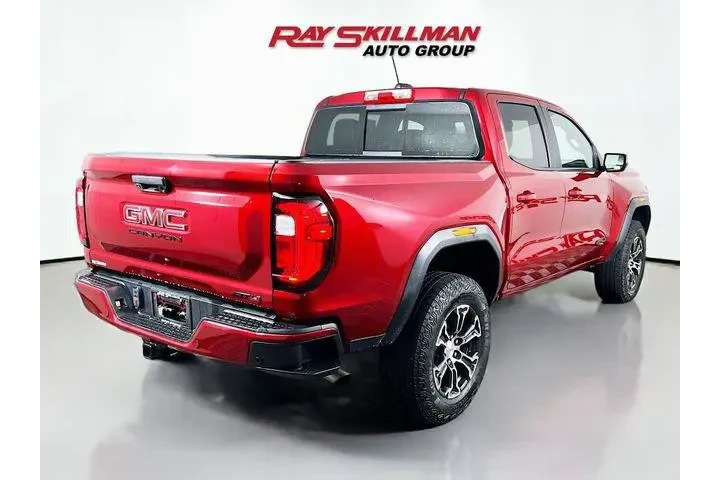 $39975 : GMC Canyon 2023 4x4 AT4 4dr image 7