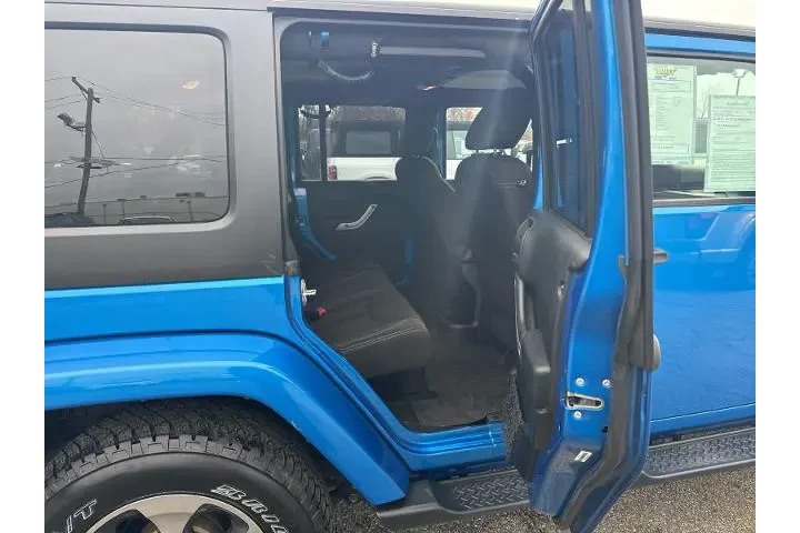 $18999 : Jeep Wrangler Unlimited 2016 image 9