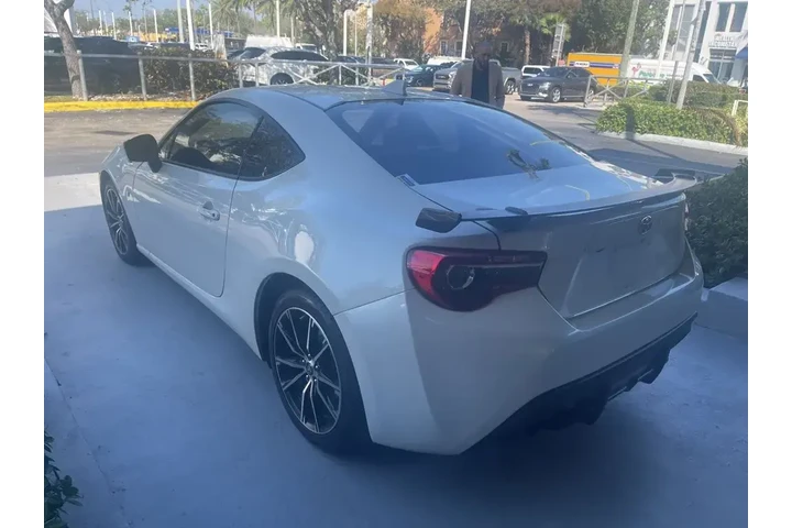 $16000 : Toyota 86 2018 GT 2dr Coupe image 7
