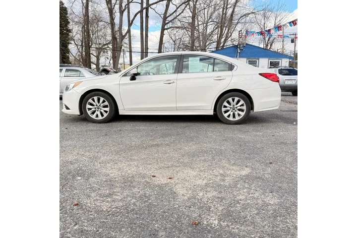 $11525 : 2015 Legacy image 9