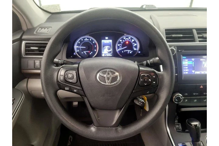 $14998 : Toyota Camry 2016 LE 4dr Sed image 10