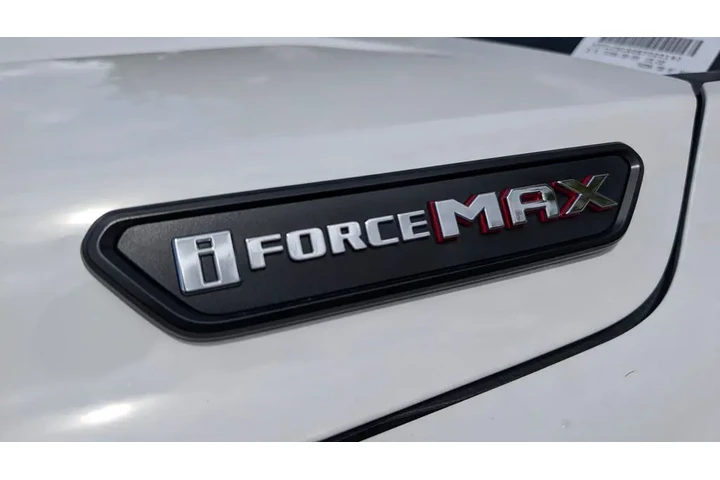 $49899 : Gold Certified 2025 Tacoma Hy image 8