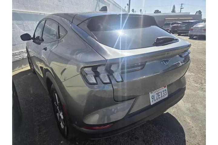 $28985 : Ford Mustang Mach-E 2023 Sel image 9