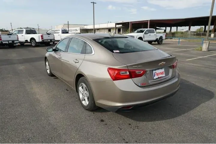 $19995 : Chevrolet Malibu 2024 LT 4dr image 8