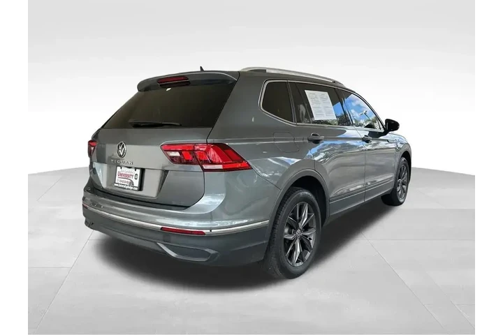 $18895 : Volkswagen Tiguan 2023 SE 4d image 3